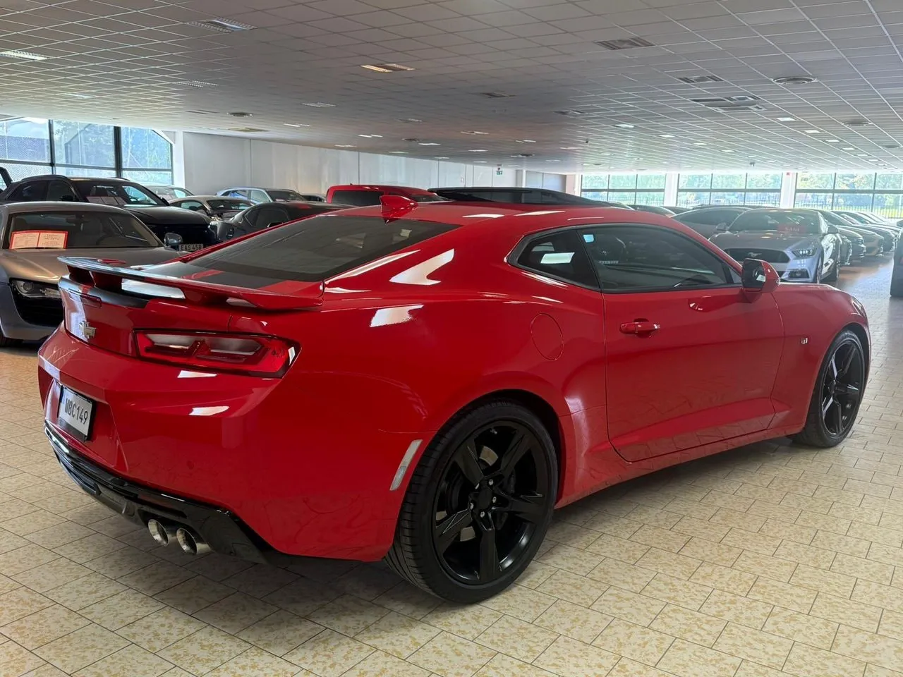 Vehicle image 6