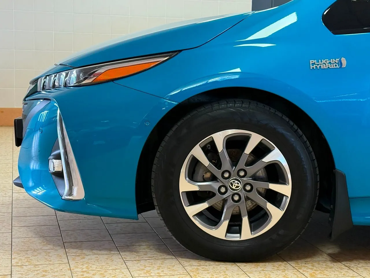 Vehicle image 11