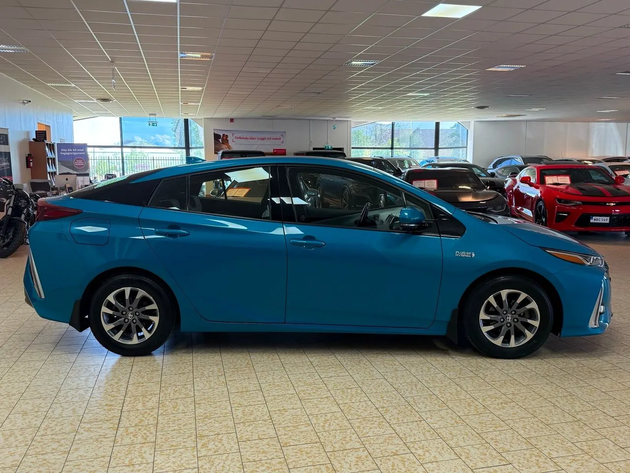 Vehicle image 7
