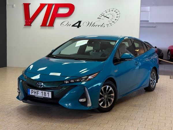 Toyota Prius 1.8 VVT-i Plug-in Hybrid Navi Kamera Executive CVT - 2017
