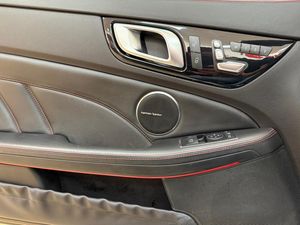 Mercedes SLC43 AMG bild 25