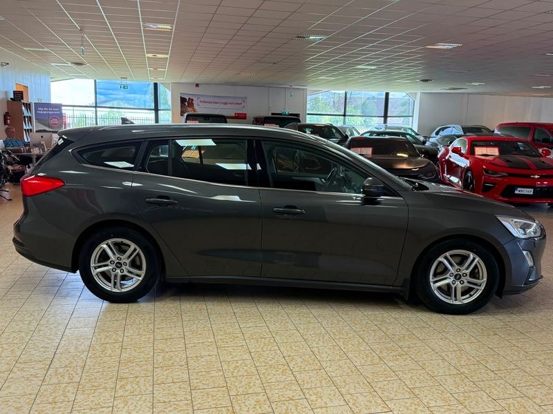 Ford Focus bild 8