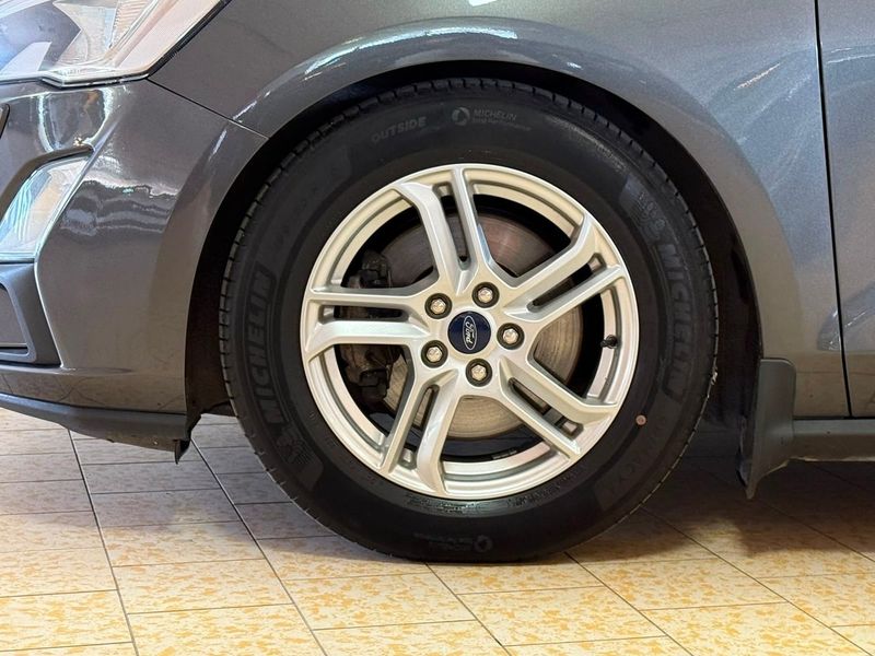 Ford Focus bild 12