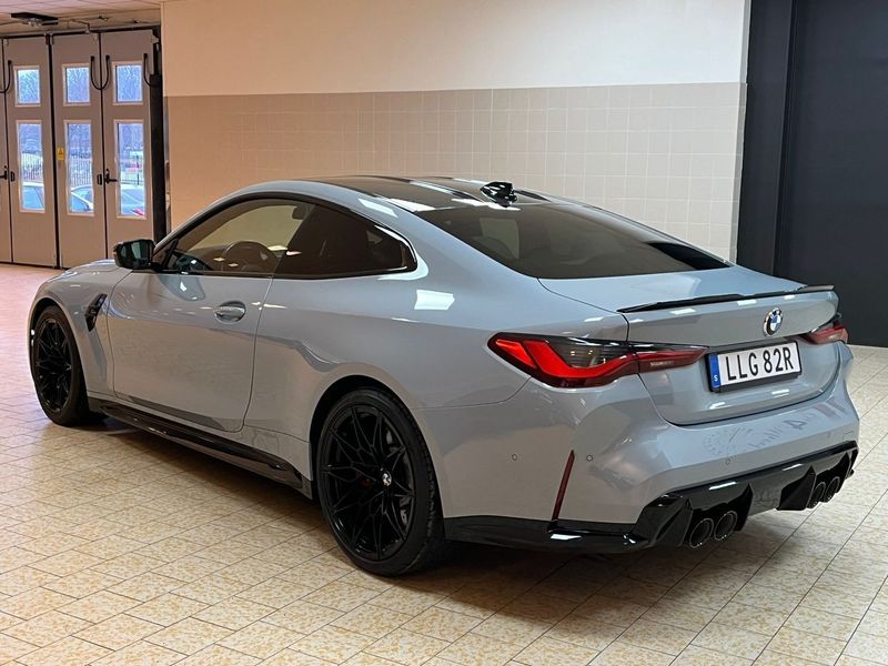 BMW M4 bild 4