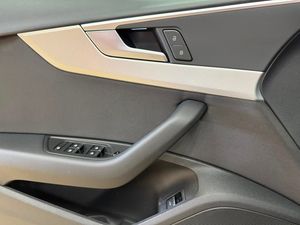 Audi A4 bild 28