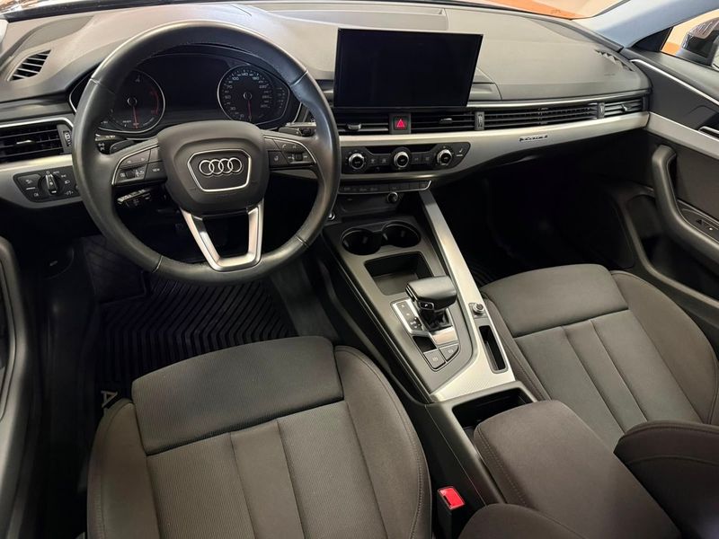 Audi A4 bild 15