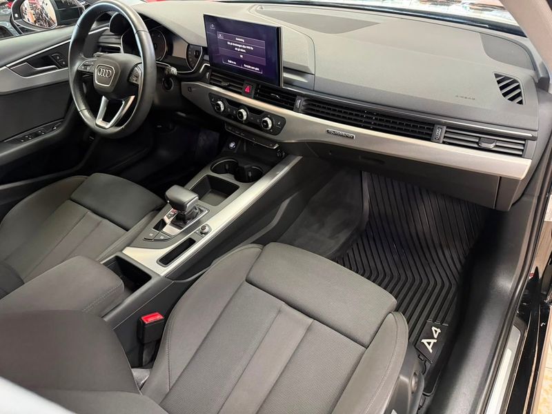 Audi A4 bild 18