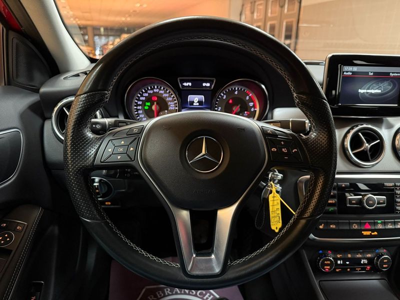Mercedes GLA200 bild 20