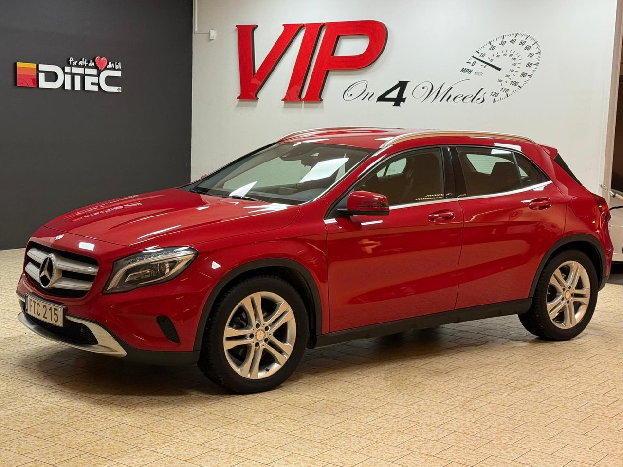 Mercedes GLA200
