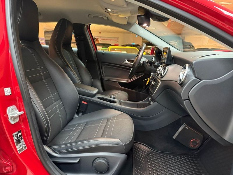 Mercedes GLA200 bild 19