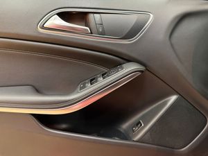 Mercedes GLA200 bild 25