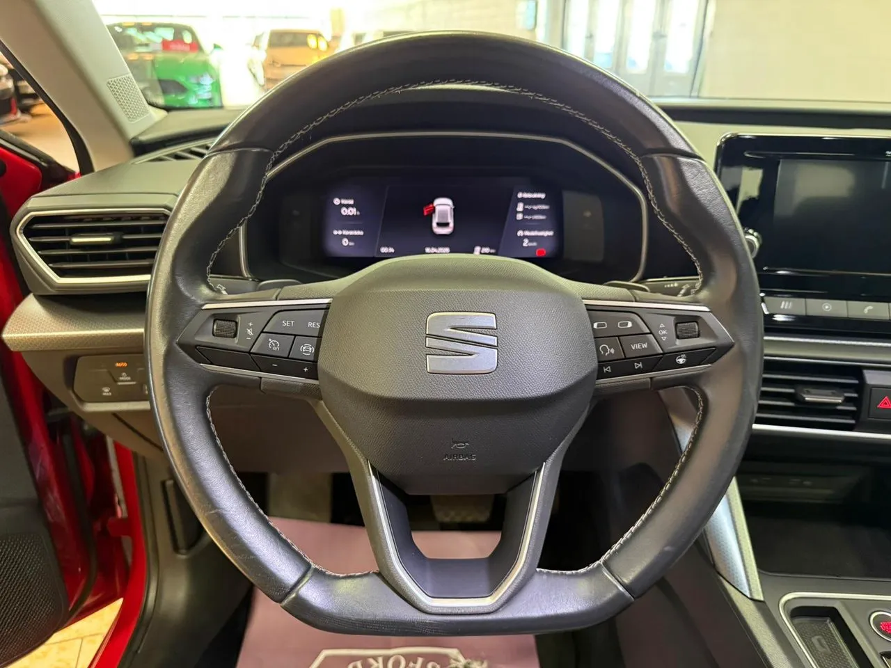 Vehicle image 18