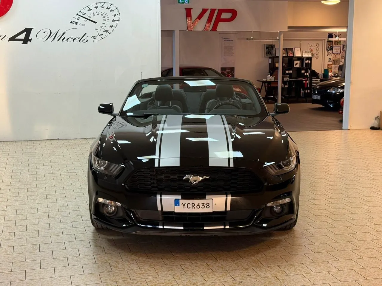 Vehicle image 8