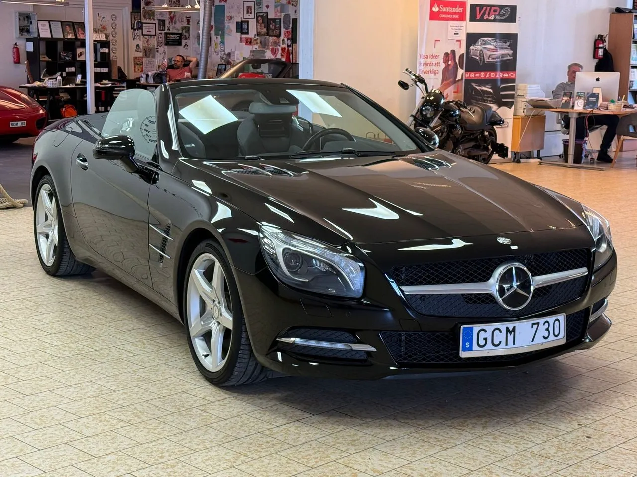 Vehicle image 8