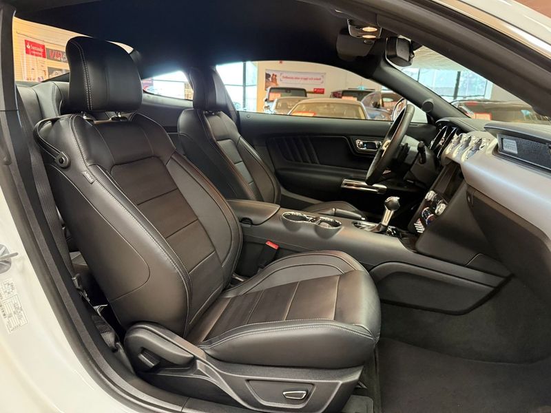 Ford Mustang bild 17