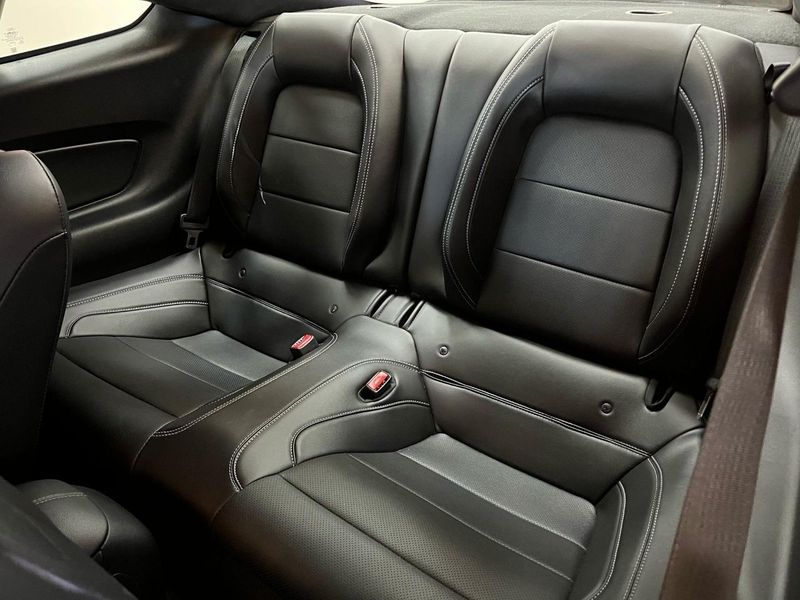 Ford Mustang bild 15