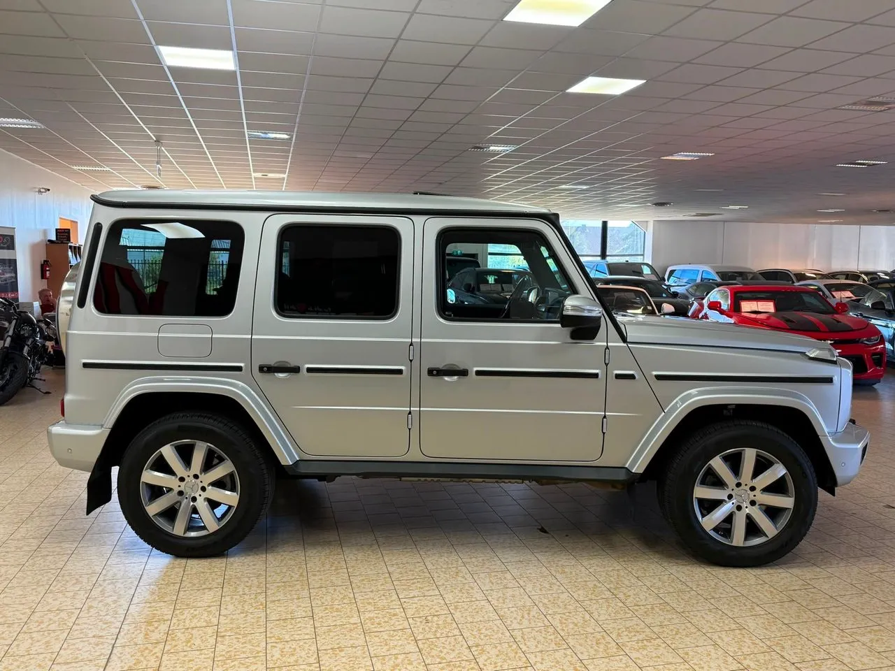 Vehicle image 7