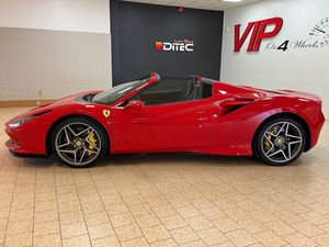 Ferrari F8 bild 3