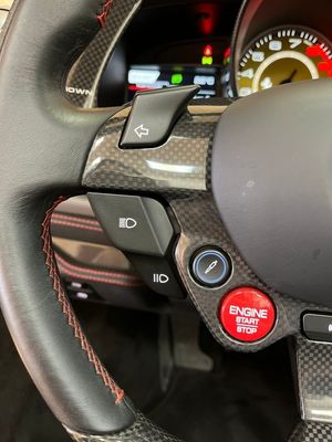 Ferrari F8 bild 15