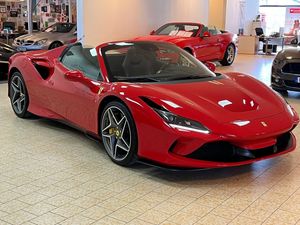 Ferrari F8 bild 8