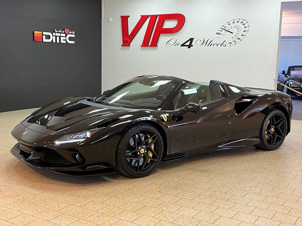 Ferrari F8 Spider 3,9 V8 (720 HK) Kolfiber JBL Lift Novitec - 2023