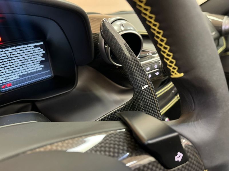 Ferrari F8 bild 28