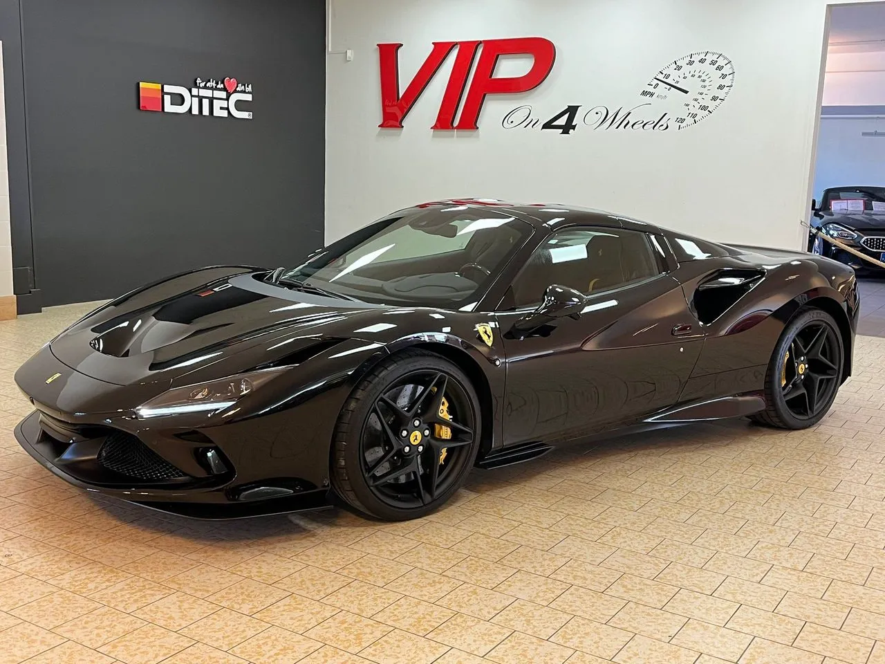 Vehicle image 24