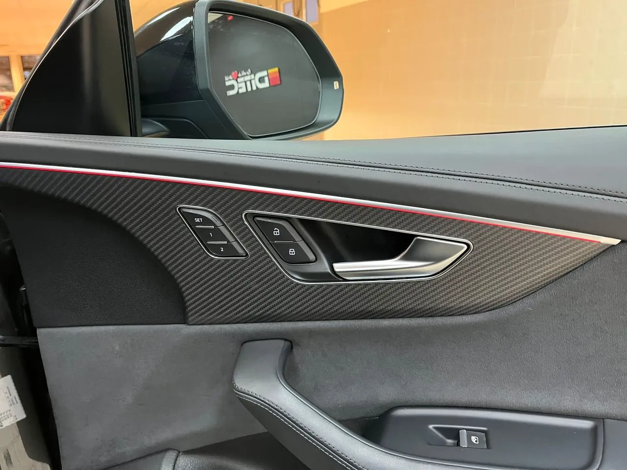Vehicle image 36