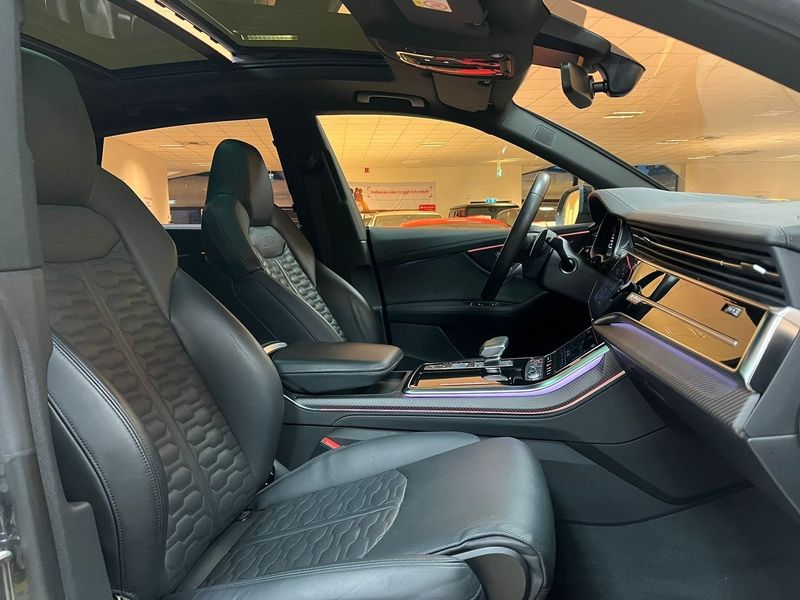 Audi RSQ8 bild 17