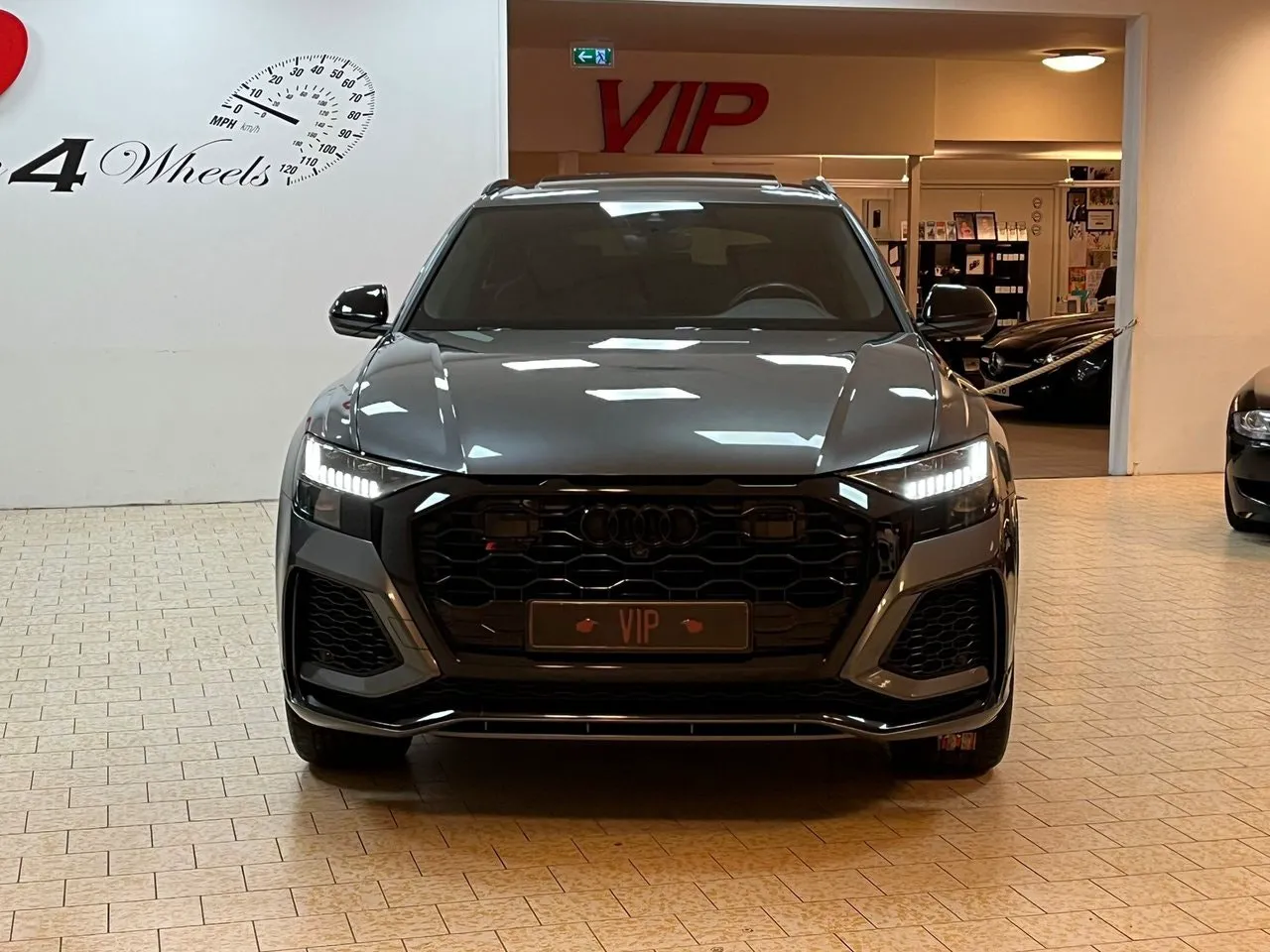Vehicle image 8