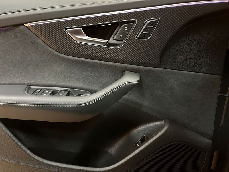 Audi RSQ8 bild 38