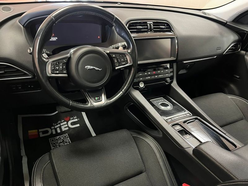 Jaguar F-Pace bild 13