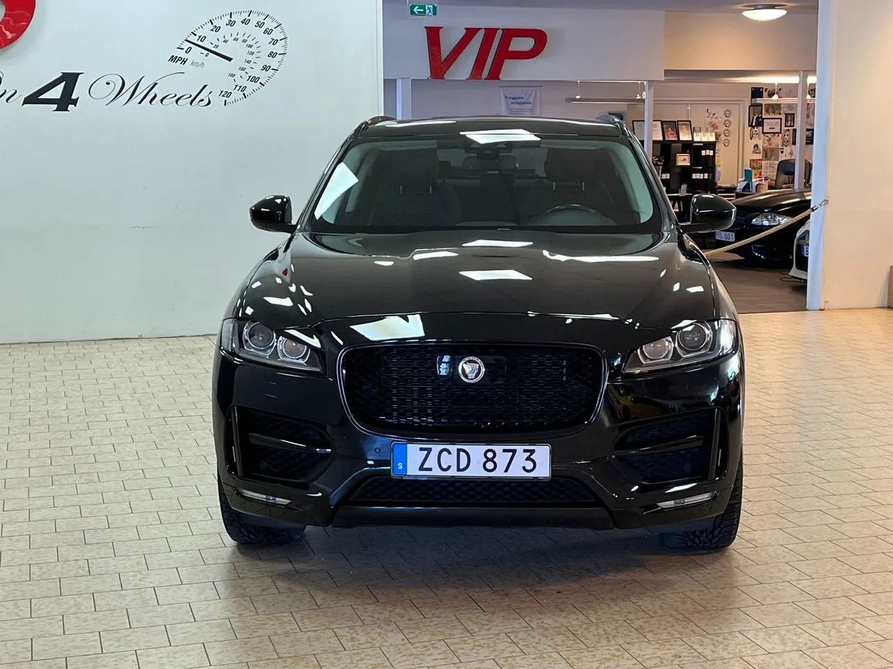 Vehicle image 8