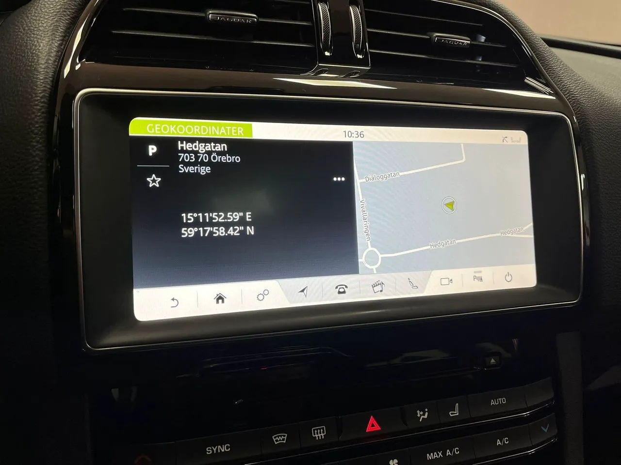 Vehicle image 22