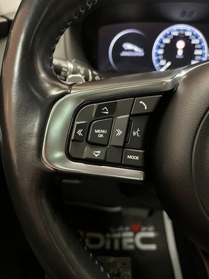 Jaguar F-Pace bild 20