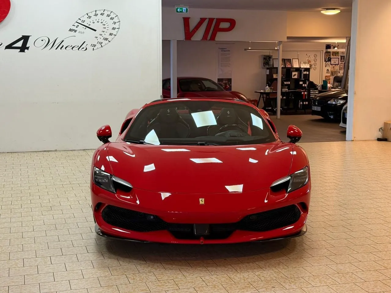 Vehicle image 8