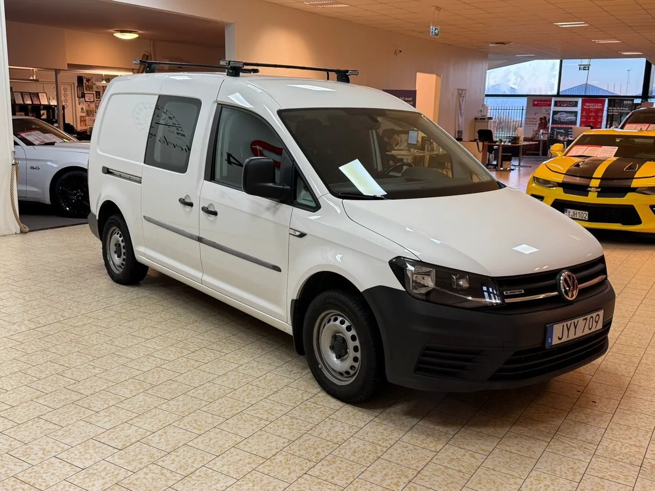 Vehicle image 7