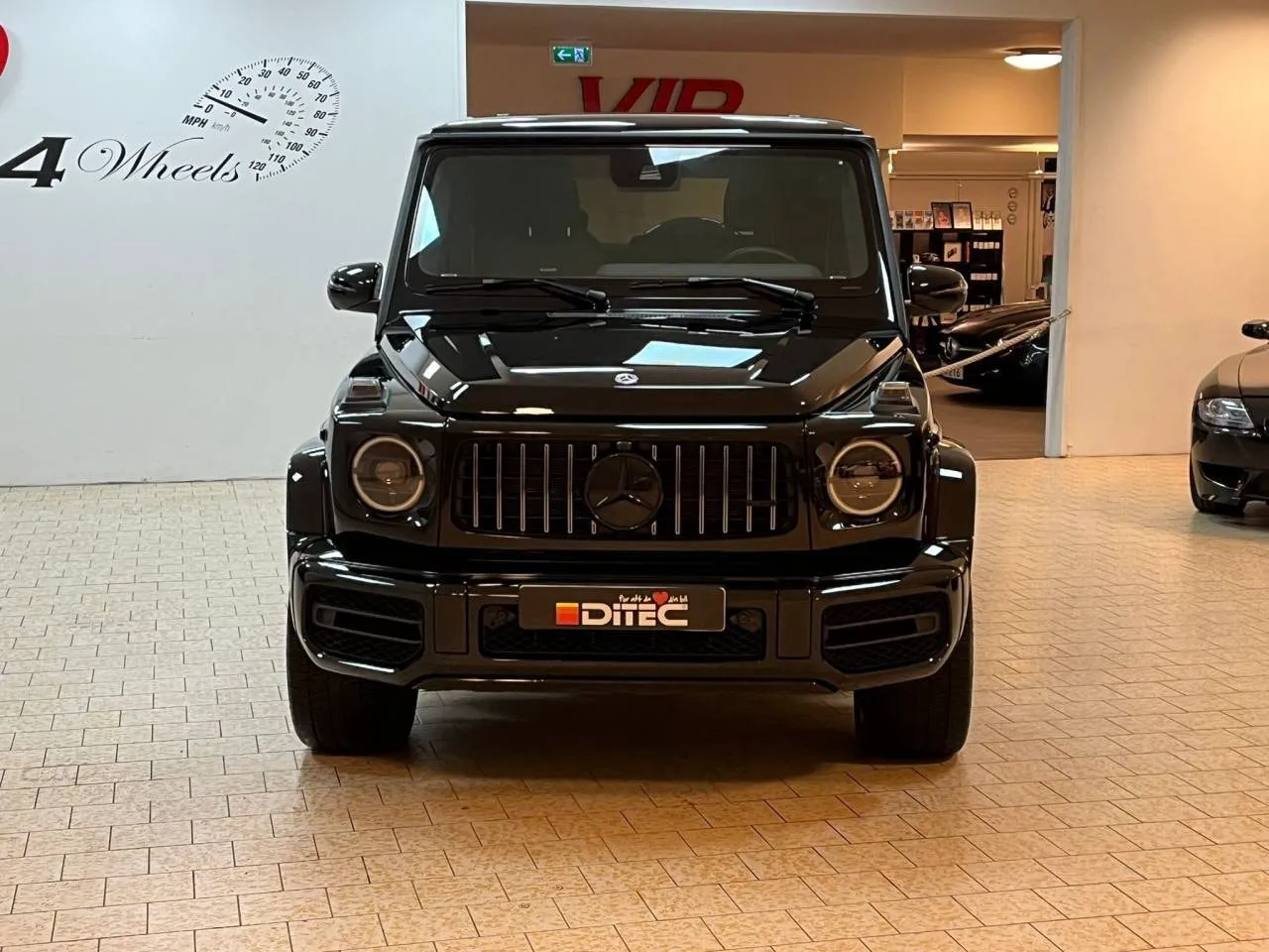 Vehicle image 8