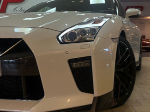 Nissan GT-R bild 11