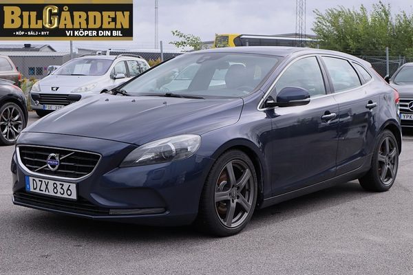 Volvo V40 D2 Automat VOC 115hk Full Historik Nybesiktigad - 2015