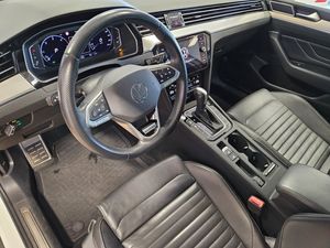 Volkswagen Passat bild 8