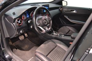 Mercedes A45 AMG bild 12