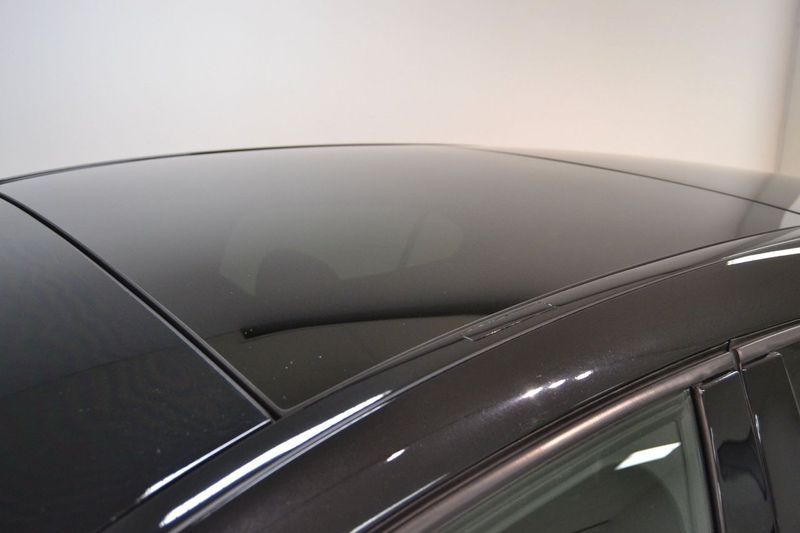 Mercedes A45 AMG bild 18