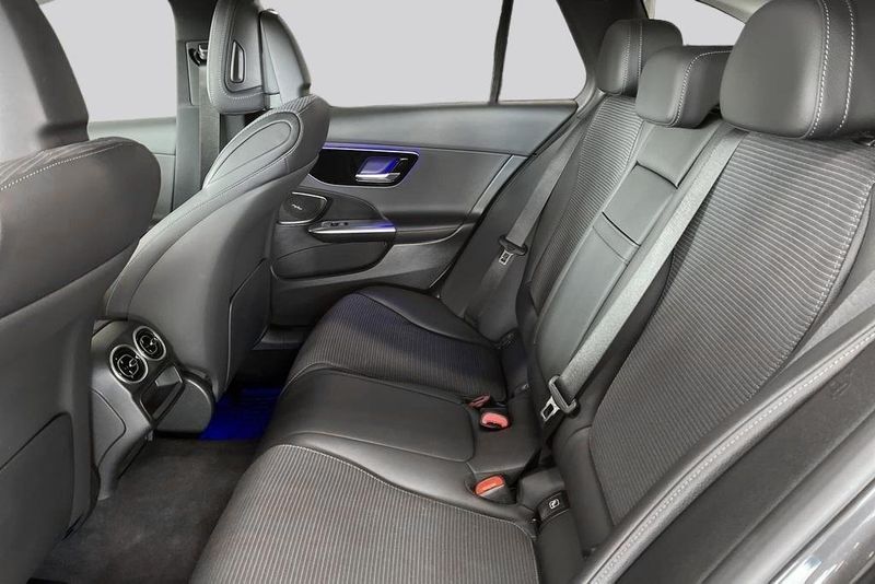 Mercedes C300 bild 9
