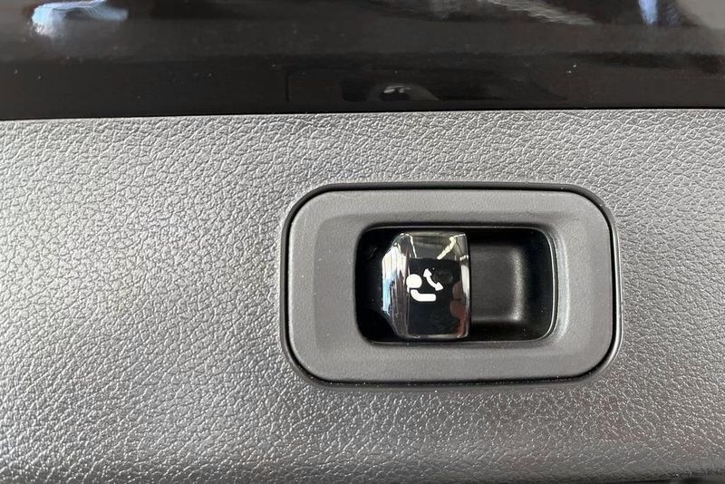 Mercedes E300 bild 16