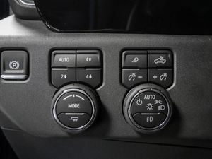 Chevrolet Silverado bild 25