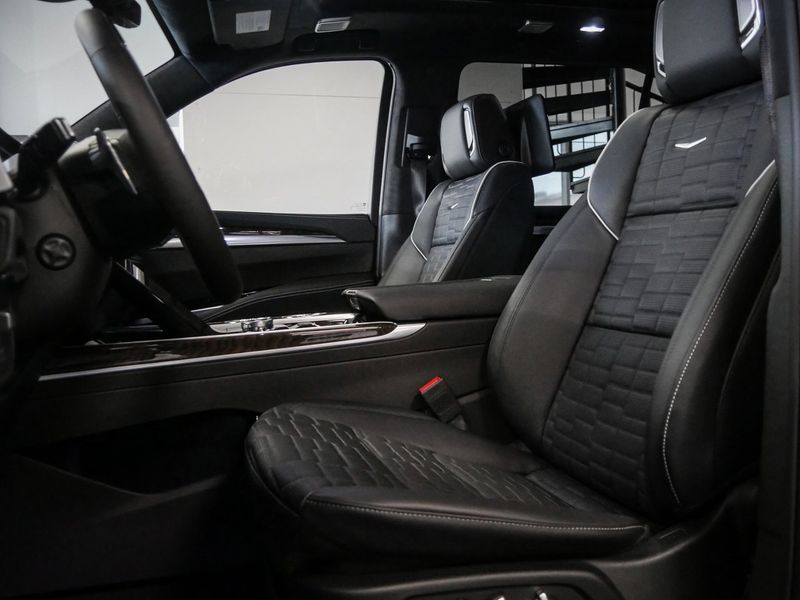 Cadillac ESCALADE bild 10