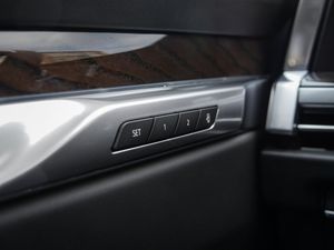 Cadillac ESCALADE bild 31