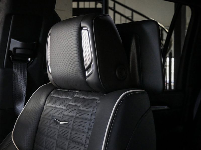 Cadillac ESCALADE bild 26