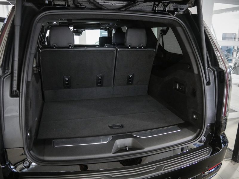 Cadillac ESCALADE bild 14